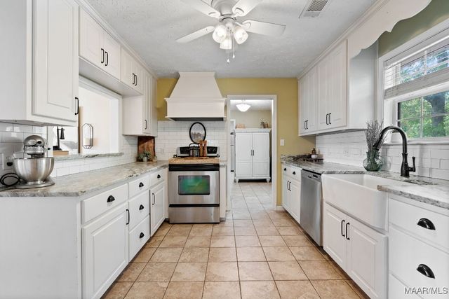 2153 County Road 57 ., Prattville, AL 36067