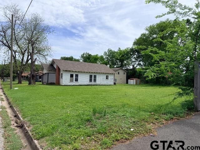 803 Kelly St, Jacksonville, TX 75766