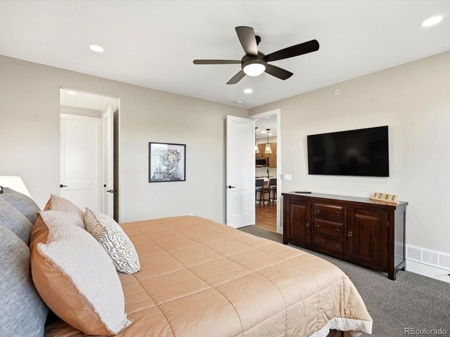 95 River Run Cir, Fraser, CO 80442
