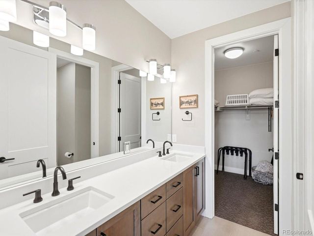 95 River Run Cir, Fraser, CO 80442