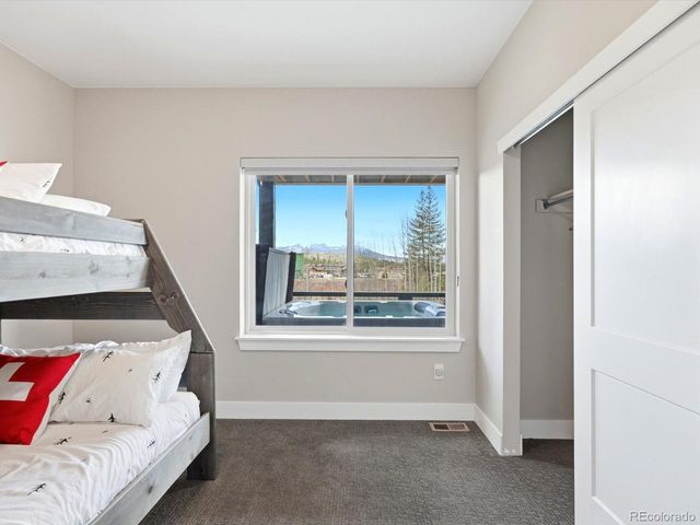 95 River Run Cir, Fraser, CO 80442