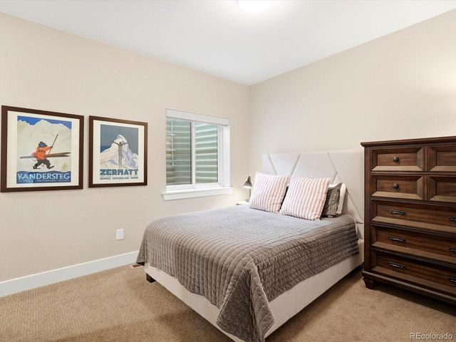 95 River Run Cir, Fraser, CO 80442
