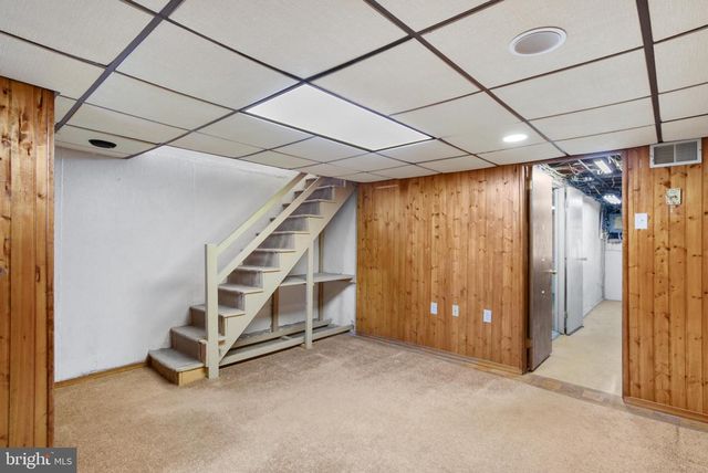 666 RIVELY AVE, Glenolden, PA 19036