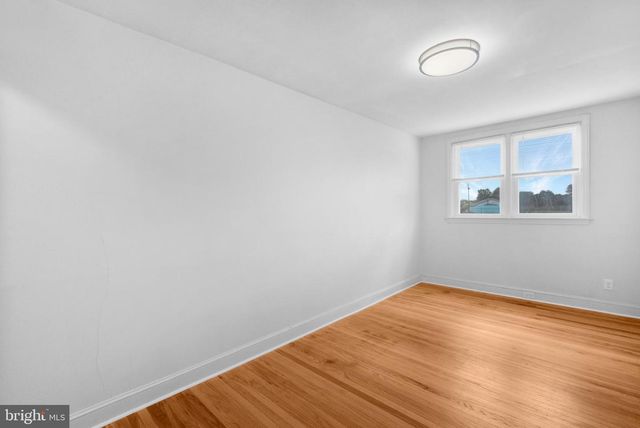 666 RIVELY AVE, Glenolden, PA 19036