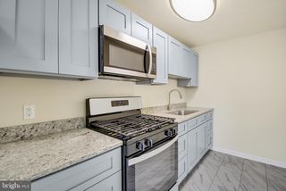 666 RIVELY AVE, Glenolden, PA 19036