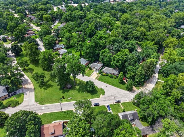 1625 Salem Hills Drive, St Louis, MO 63119