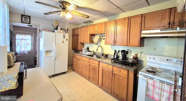724 WEISER ST, Reading, PA 19601