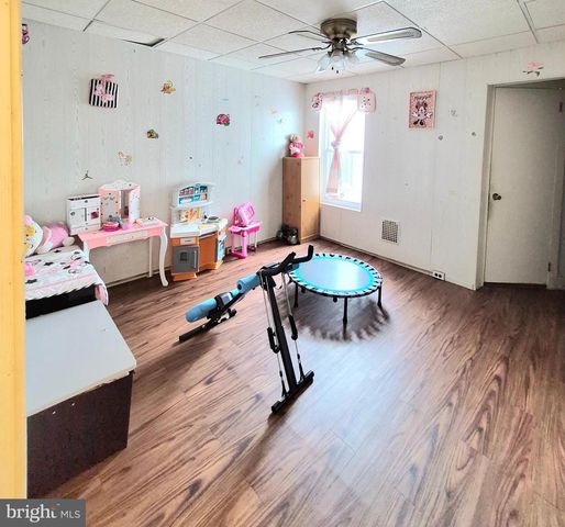 724 WEISER ST, Reading, PA 19601