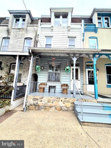724 WEISER ST, Reading, PA 19601