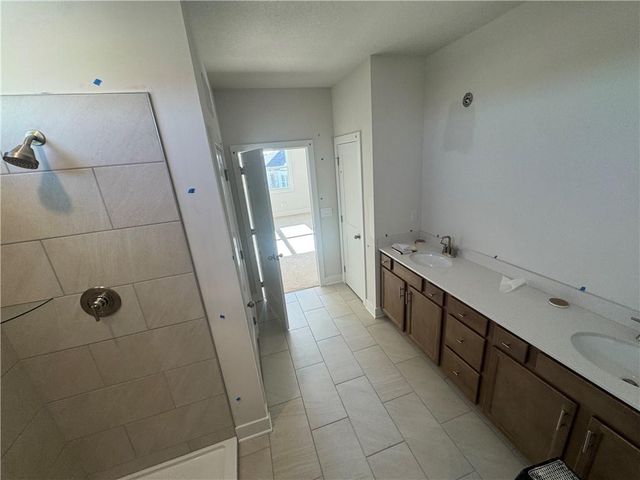 20765 W 188th Terrace, Spring Hill, KS 66083