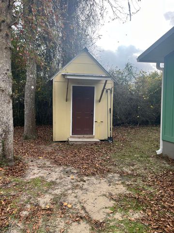 67 Summer Brooke Lane, Crawfordville, FL 32327