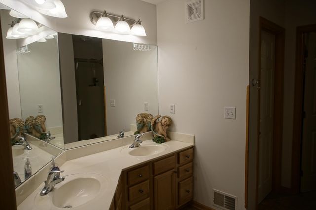 14651 Sapphire Lane, Anoka, MN 55303