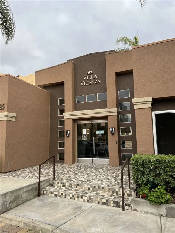 8889 Caminito Plaza Centro 7240, San Diego, CA 92122