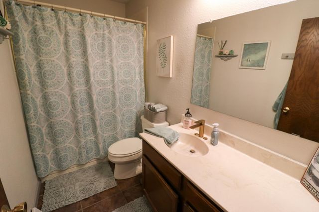 1420 S 23rd Street S, Fargo, ND 58103