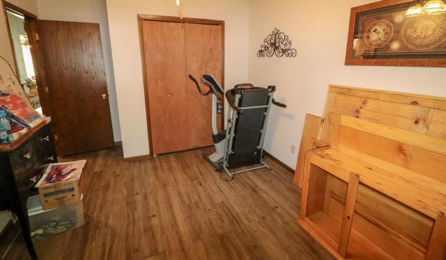 1420 S 23rd Street S, Fargo, ND 58103