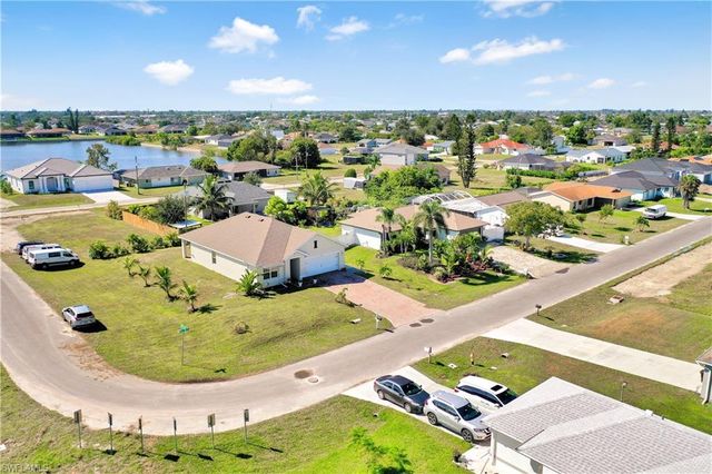 1514 NE 13th TER, Cape Coral, FL 33909