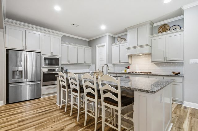 8228 Odell Street, North Richland Hills, TX 76182