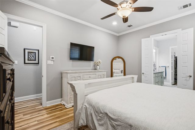 8228 Odell Street, North Richland Hills, TX 76182