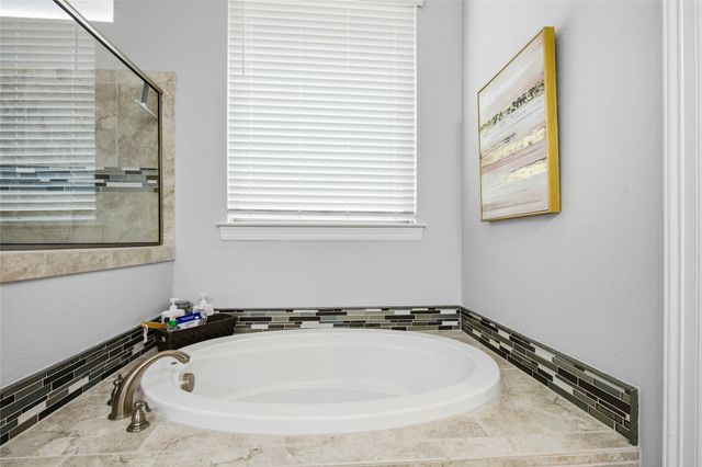8228 Odell Street, North Richland Hills, TX 76182