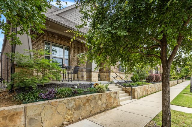 8228 Odell Street, North Richland Hills, TX 76182