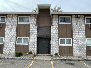 7590 WOODVIEW st Unit #1, Westland, MI 48185