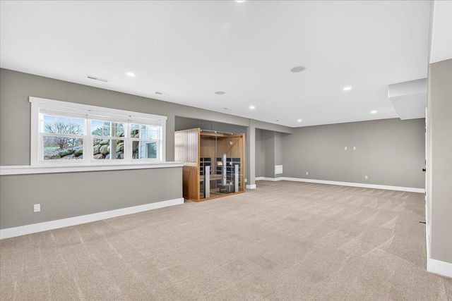 6210 Amethyst Drive, Waunakee, WI 53597