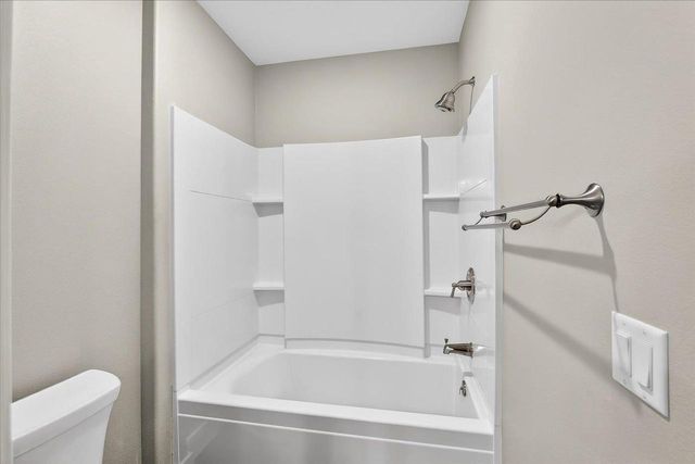 6210 Amethyst Drive, Waunakee, WI 53597