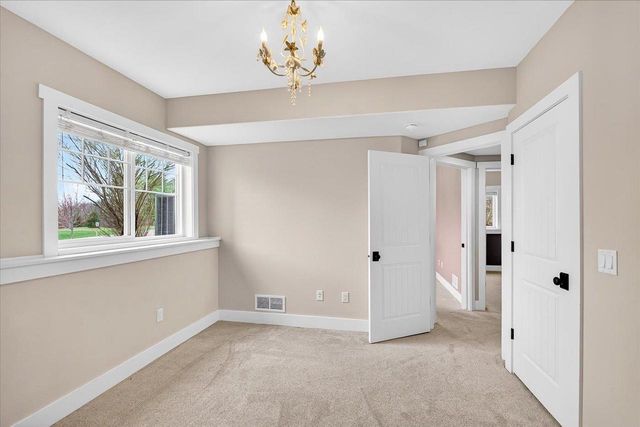 6210 Amethyst Drive, Waunakee, WI 53597