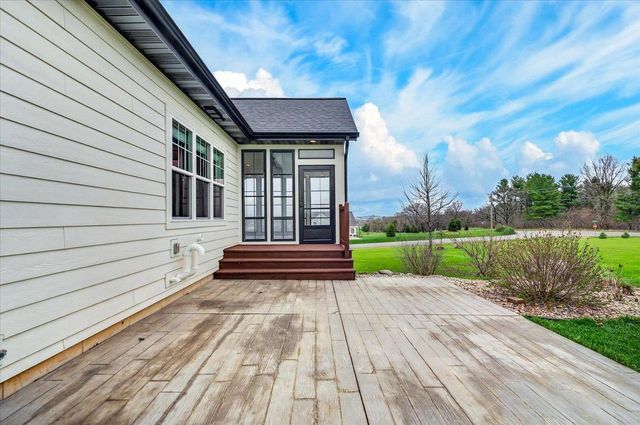 6210 Amethyst Drive, Waunakee, WI 53597