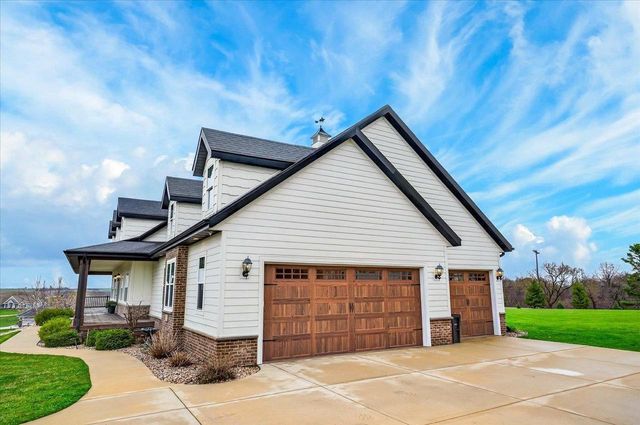 6210 Amethyst Drive, Waunakee, WI 53597