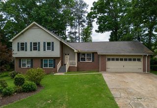 520 Rye House Court, Lawrenceville, GA 30044
