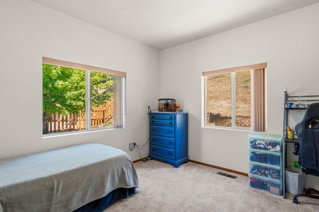 1050 Humbug Creek Road, Applegate, OR 97530