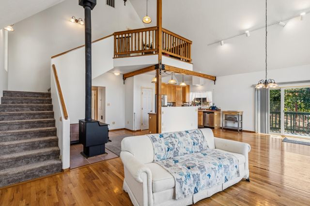 1050 Humbug Creek Road, Applegate, OR 97530