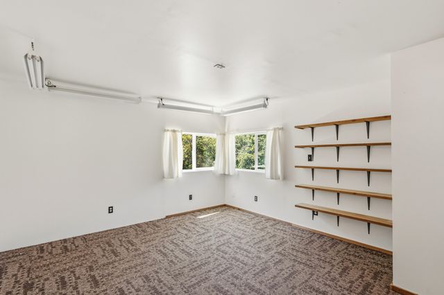 1050 Humbug Creek Road, Applegate, OR 97530
