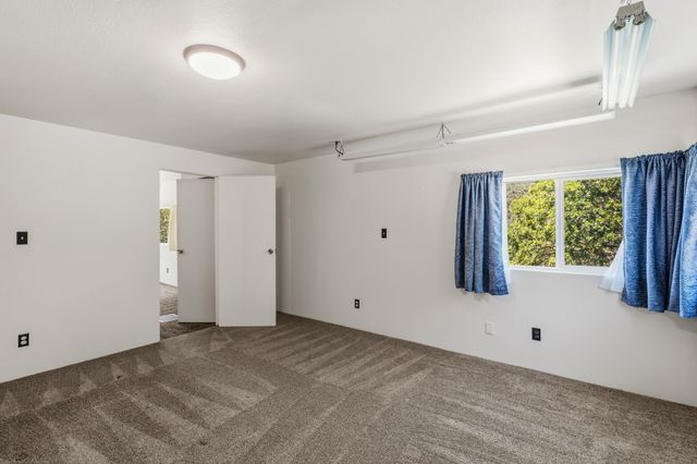 1050 Humbug Creek Road, Applegate, OR 97530