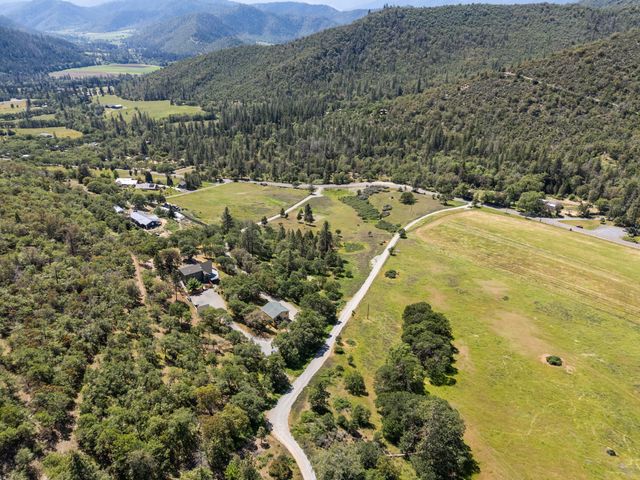 1050 Humbug Creek Road, Applegate, OR 97530