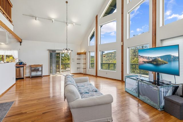 1050 Humbug Creek Road, Applegate, OR 97530