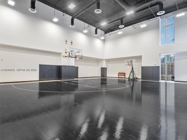 851 NE 1st Avenue 4109, Miami, FL 33132