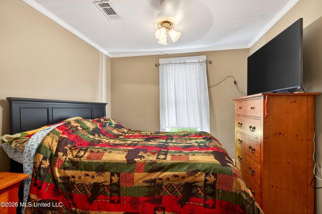 1215 36th Avenue, Gulfport, MS 39501