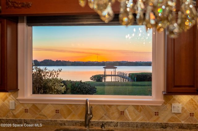 4760 Honeyridge Lane, Merritt Island, FL 32952