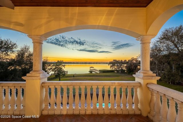 4760 Honeyridge Lane, Merritt Island, FL 32952