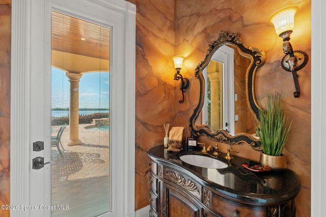 4760 Honeyridge Lane, Merritt Island, FL 32952