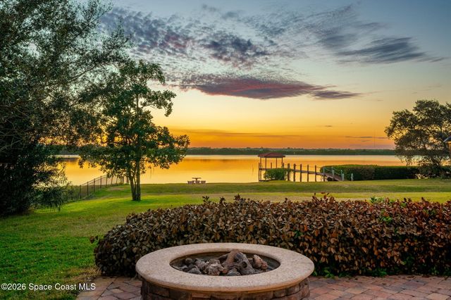 4760 Honeyridge Lane, Merritt Island, FL 32952