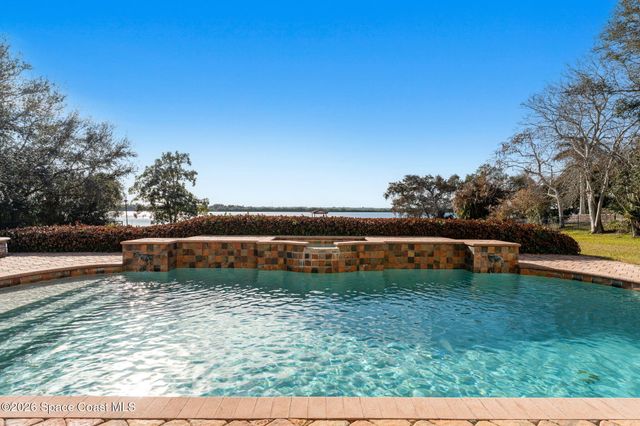 4760 Honeyridge Lane, Merritt Island, FL 32952