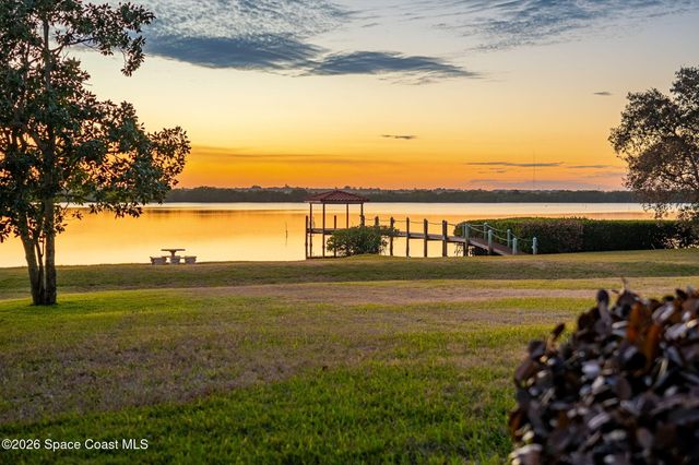 4760 Honeyridge Lane, Merritt Island, FL 32952