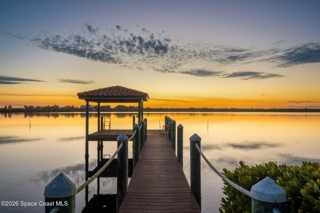 4760 Honeyridge Lane, Merritt Island, FL 32952