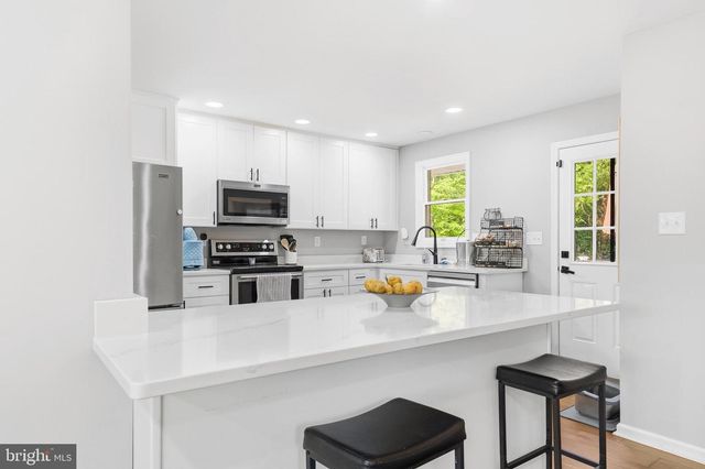 11450 LITTLE COVE POINT RD, Lusby, MD 20657
