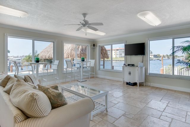 1160 Hillsboro Mile Hillsboro Mile 201, Hillsboro Beach, FL 33062