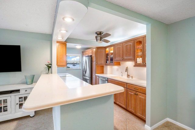 1160 Hillsboro Mile Hillsboro Mile 201, Hillsboro Beach, FL 33062