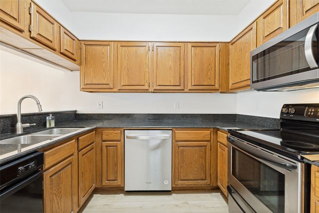 6006 Auburndale Avenue D, University Park, TX 75205